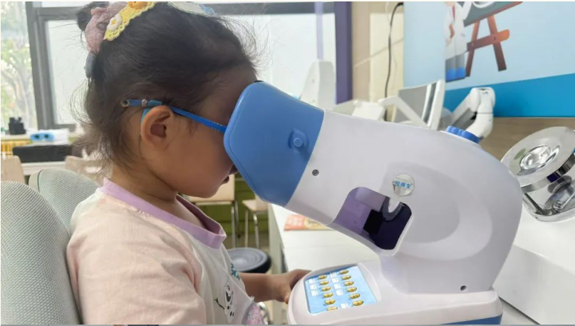 从事近十年近视防控的视觉训练师揭秘：视觉训练对近视孩子真的有用！